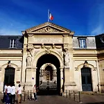 Notre Dame De Nazareth